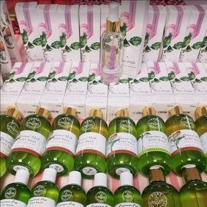 Bath and Body Works 70 Piece Resell Bundle (SOLD)